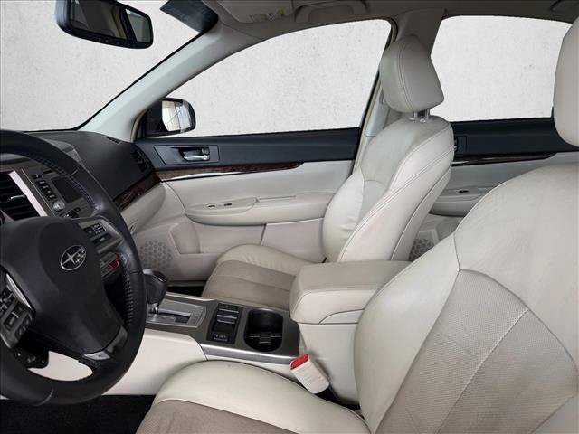 Used 2013 Subaru Legacy 2.5i Limited w/ Popular Pkg 2 AWD/4WD image 9