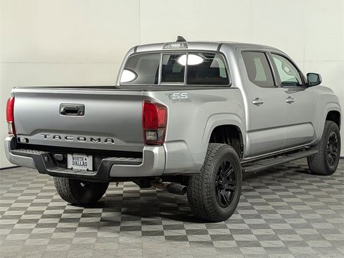 Used 2020 Toyota Tacoma SR image 4