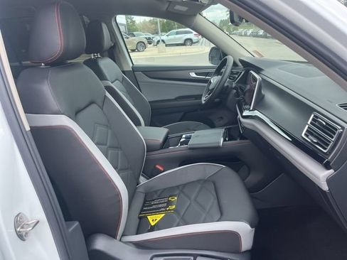 New 2026 Volkswagen Atlas Peak Edition AWD/4WD image 31