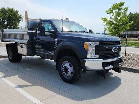 Used 2017 Ford F550 2WD Regular Cab Super Duty image 5