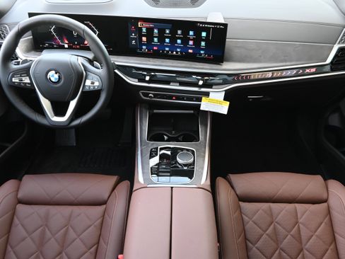 Used 2026 BMW X5 xDrive40i AWD/4WD image 7