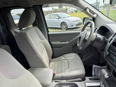 Used 2015 Nissan Frontier S RWD image 15
