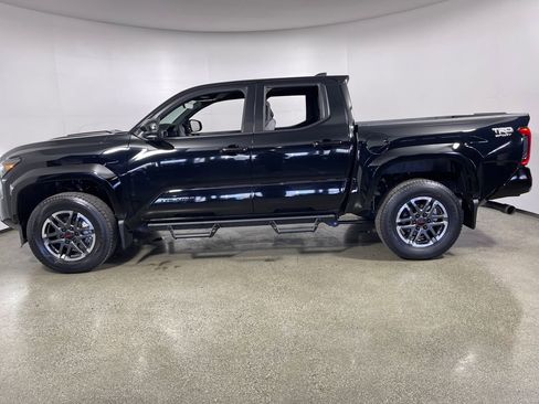 New 2026 Toyota Tacoma TRD Sport image 6