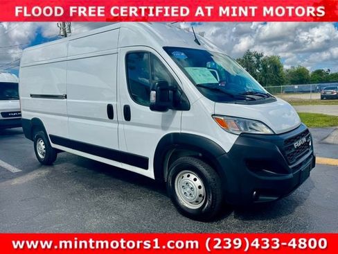 Used 2023 RAM ProMaster 2500 image 8