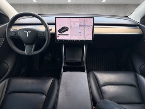 Used 2021 Tesla Model Y Long Range image 20