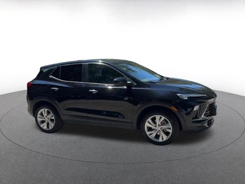 Used 2025 Buick Encore GX Preferred FWD image 2