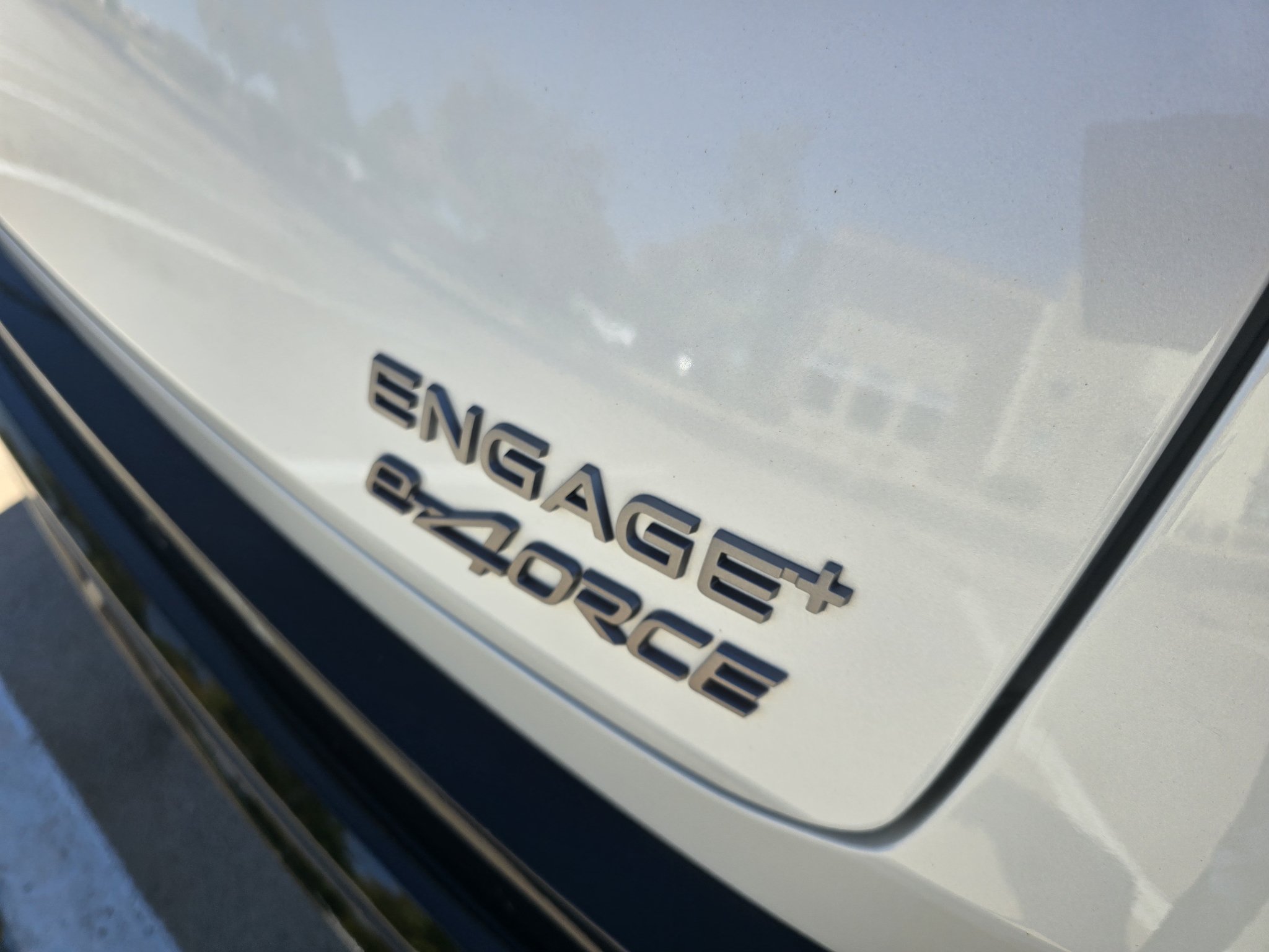 Used 2024 Nissan Ariya AWD image 10