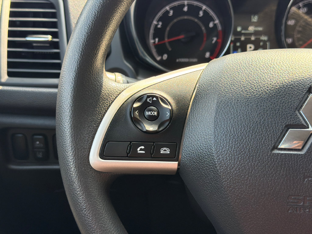 Used 2024 Mitsubishi Outlander Sport LE AWD/4WD image 29