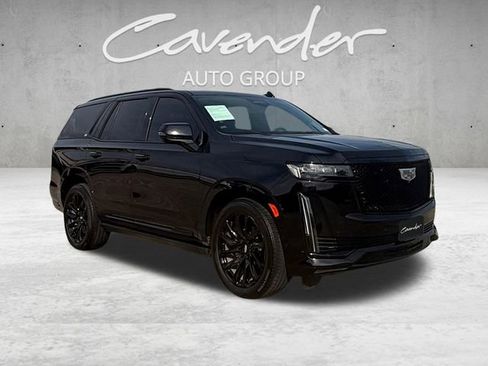 Used 2024 Cadillac Escalade Sport Platinum w/ LPO, ONYX Package AWD/4WD image 2