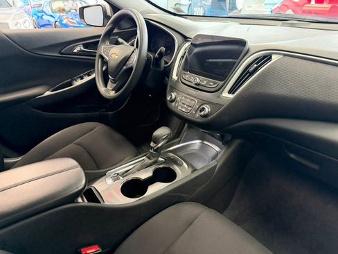 Used 2024 Chevrolet Malibu LT image 49