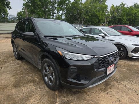 Used 2025 Ford Escape ST-Line AWD/4WD image 6