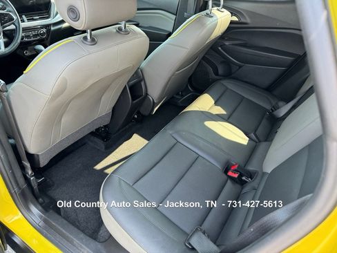 Used 2024 Chevrolet Trax ACTIV w/ Sunroof Package image 18