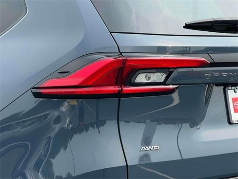 Used 2024 Toyota Grand Highlander XLE image 9