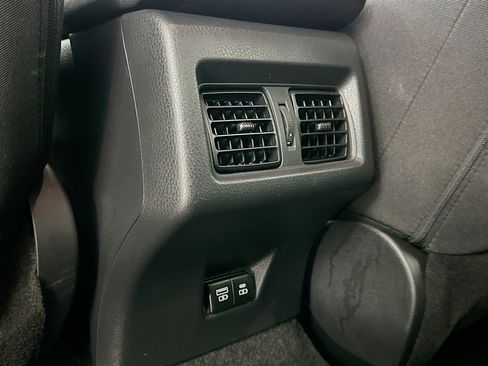 Used 2025 Toyota Camry LE image 28