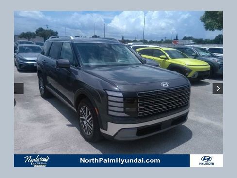 Used 2026 Hyundai Palisade SEL FWD image 1