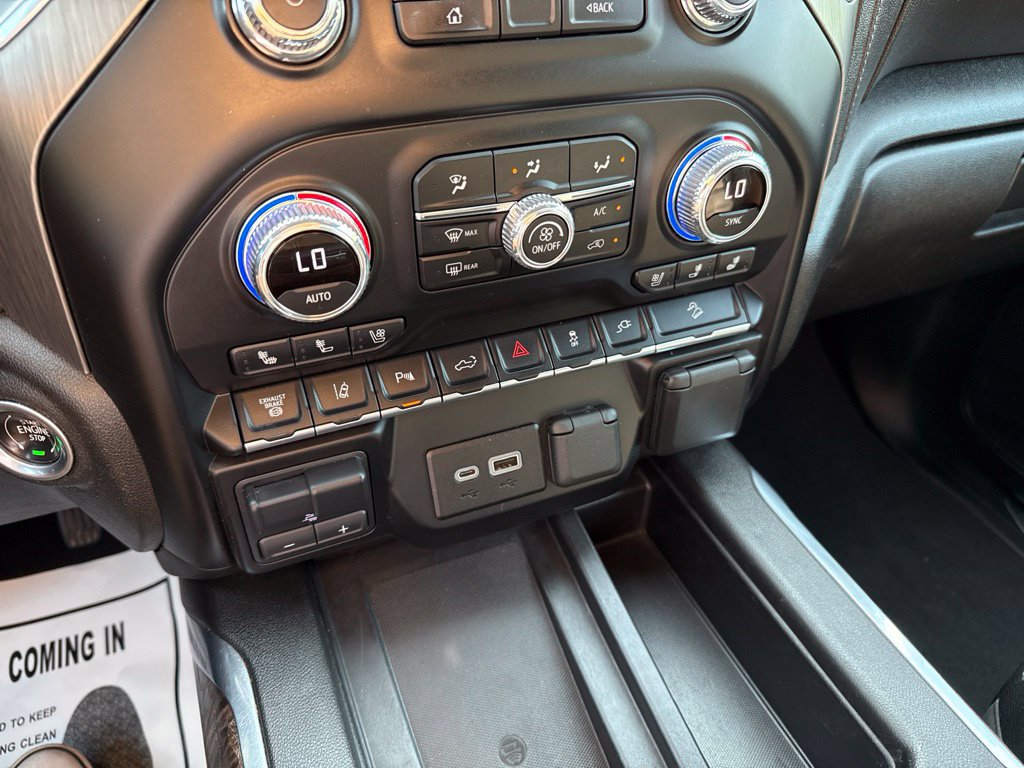Used 2023 GMC Sierra 3500 Denali w/ Technology Package AWD/4WD image 42