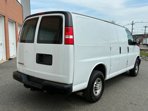 Used 2019 Chevrolet Express 2500 w/ Driver Convenience Package RWD image 6