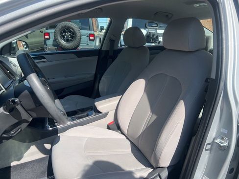 Used 2019 Hyundai Sonata SE image 14