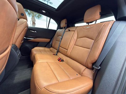 Used 2019 Cadillac XT4 Premium Luxury FWD image 12