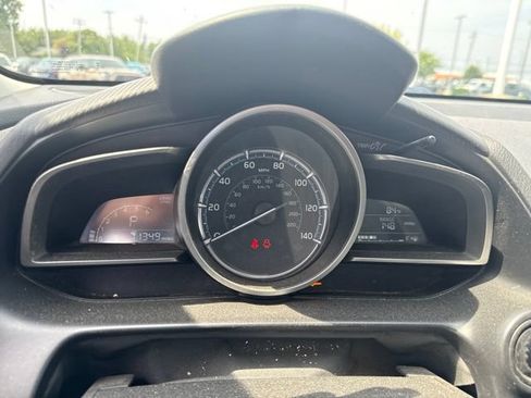 Used 2020 Toyota Yaris LE FWD image 12
