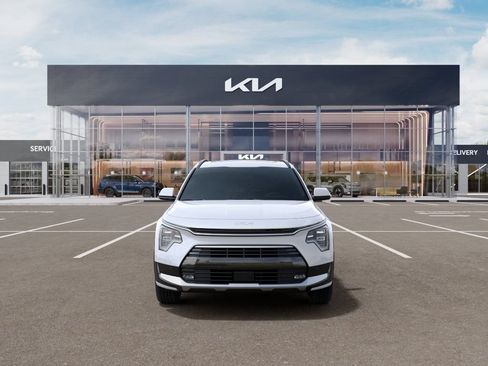 New 2026 Kia Niro FWD image 9
