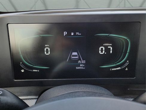 Used 2023 Kia Sportage LX image 18