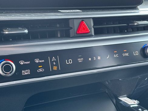 New 2026 Kia Sorento EX AWD/4WD image 22