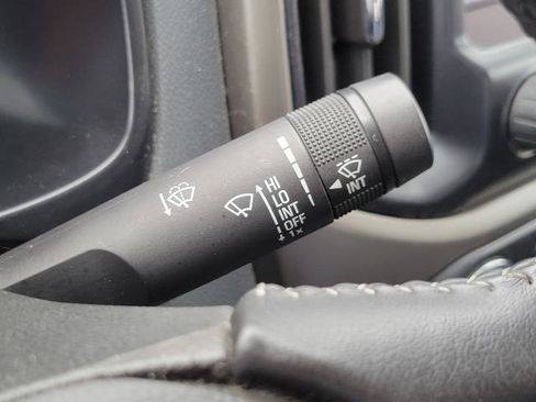 Used 2015 Chevrolet Colorado Z71 image 16