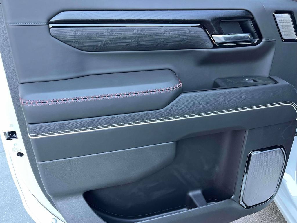 New 2026 GMC Sierra 1500 AT4X AWD/4WD image 16