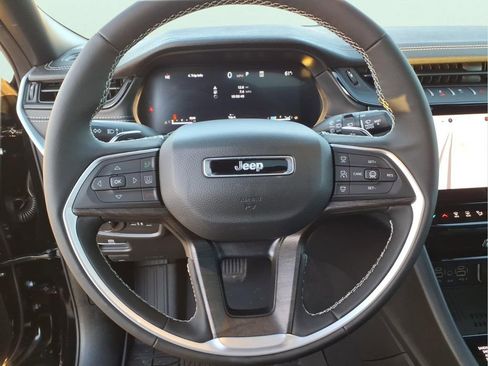 New 2026 Jeep Grand Cherokee Laredo image 15