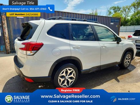 Used 2021 Subaru Forester Premium w/ Popular Package #1 AWD/4WD image 4