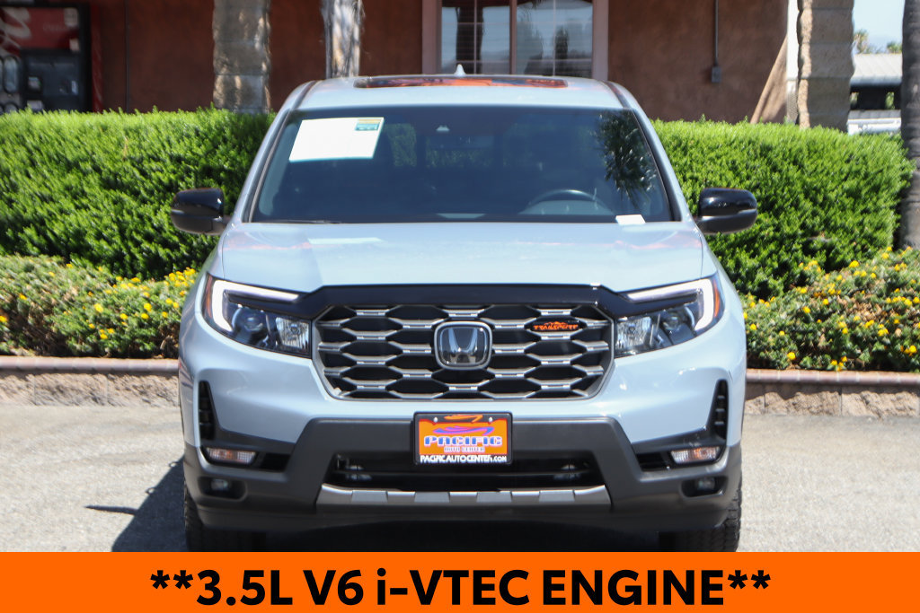 Used 2025 Honda Ridgeline TrailSport image 3