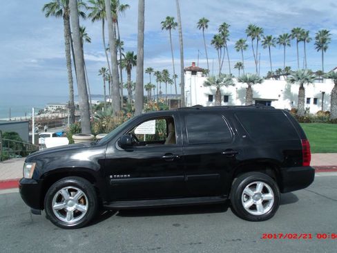 Used 2007 Chevrolet Tahoe LT w/ LT Preferred Equipment Group image 1