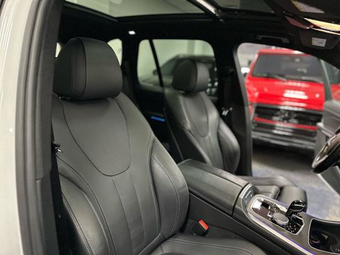 Used 2022 BMW X5 xDrive40i w/ Premium Package AWD/4WD image 33