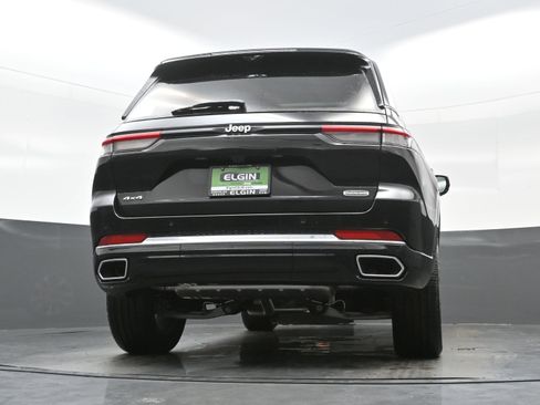 New 2025 Jeep Grand Cherokee Overland w/ Luxury Tech Group IV image 14