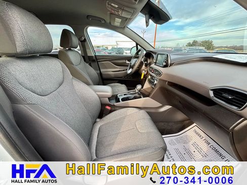 Used 2019 Hyundai Santa Fe SE image 30