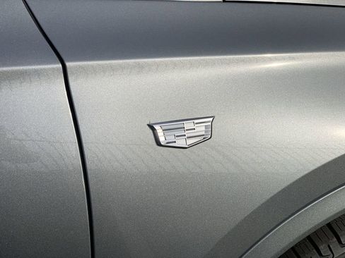 Used 2023 Cadillac XT6 Premium Luxury image 30