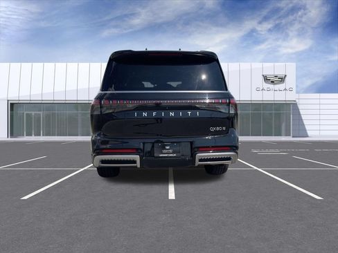 Used 2025 INFINITI QX80 Sensory AWD/4WD image 7