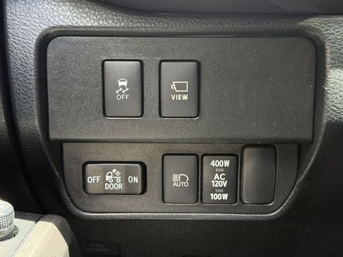 Used 2021 Toyota Tacoma TRD Pro AWD/4WD image 23