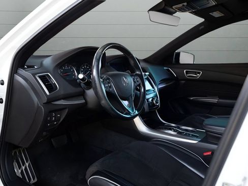 Used 2018 Acura TLX V6 w/ Technology & A-SPEC Pkg FWD image 32