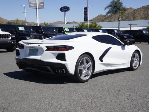 Used 2021 Chevrolet Corvette Stingray Coupe w/ 1LT image 4