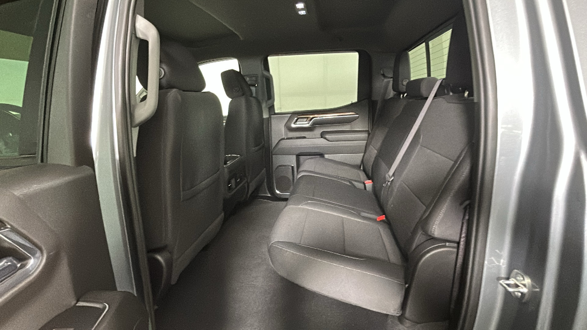 Used 2024 Chevrolet Silverado 1500 RST w/ Convenience Package II AWD/4WD image 33