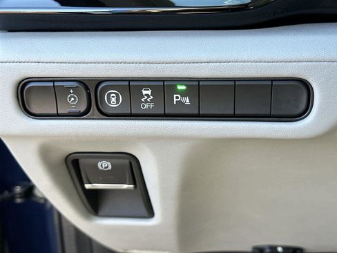 Certified 2023 Acura MDX SH-AWD w/ Technology Package image 29