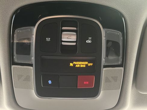 Used 2023 Hyundai Tucson Limited AWD/4WD image 36
