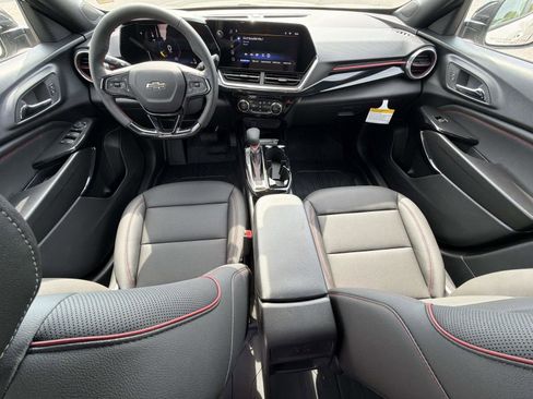 New 2026 Chevrolet Trax RS w/ Sunroof Package FWD image 2