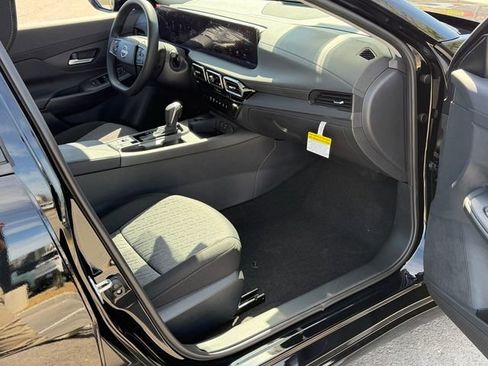 New 2026 Nissan Sentra SV FWD image 24