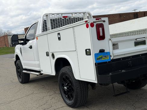 Used 2019 Ford F250 XL image 29