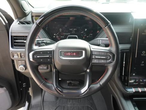 Used 2025 GMC Yukon AT4 Ultimate w/ LPO, Floor Liner Package AWD/4WD image 28