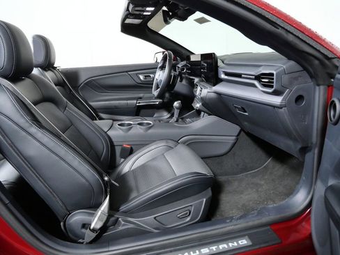 Used 2024 Ford Mustang GT Premium RWD image 13