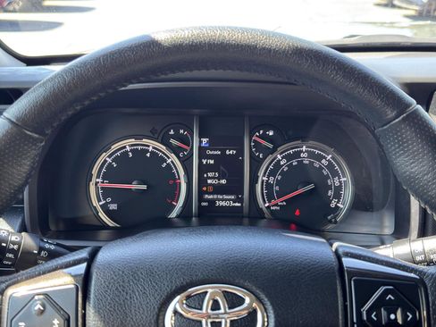 Used 2024 Toyota 4Runner TRD Off-Road image 26